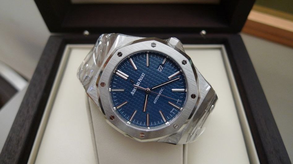 Audemars Piguet royal oak jumbo blue dial